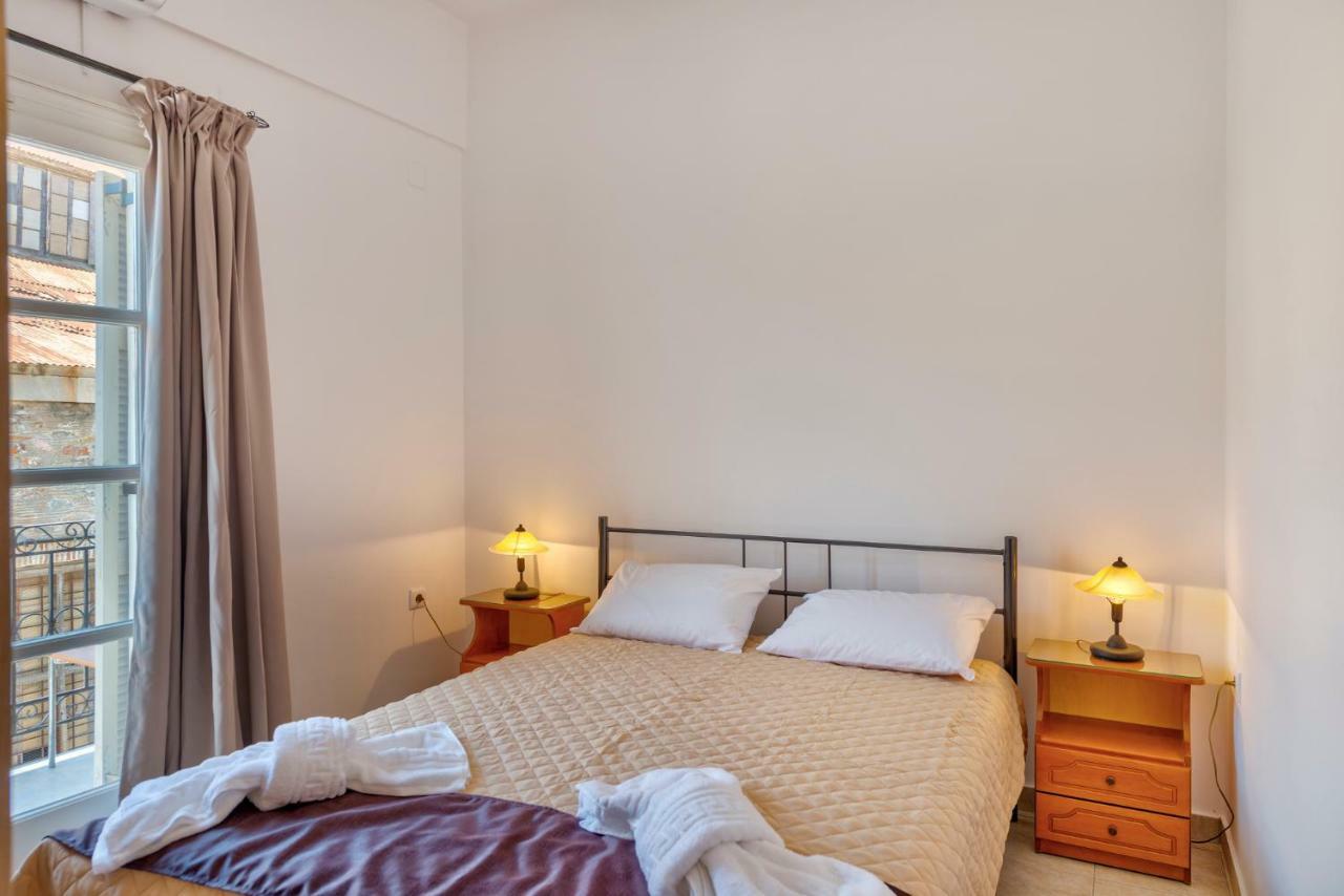 Ethrionplus Two Rooms Apartments Balconies 100 M From The Port Ermoupoli Exterior photo