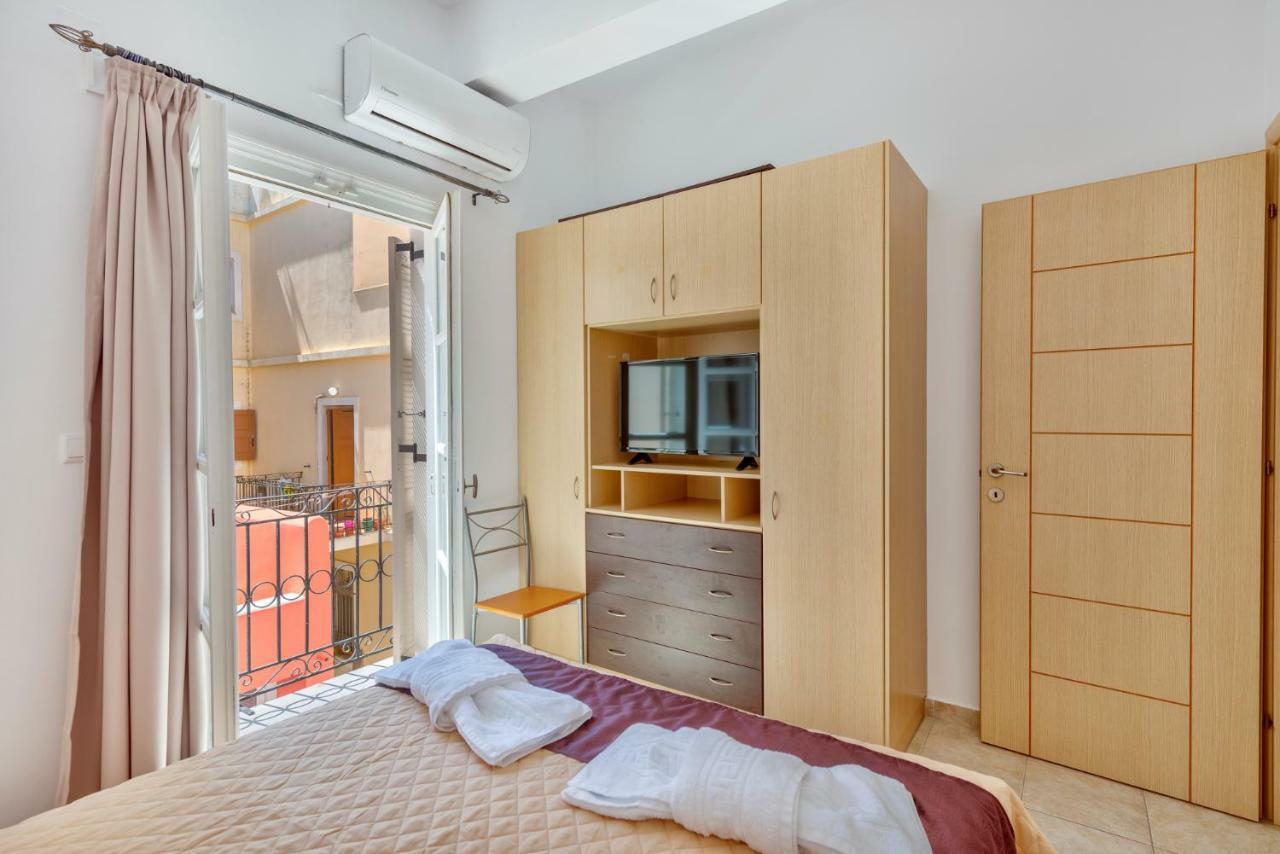 Ethrionplus Two Rooms Apartments Balconies 100 M From The Port Ermoupoli Exterior photo